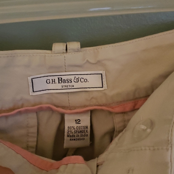 Capris - Picture 4 of 4